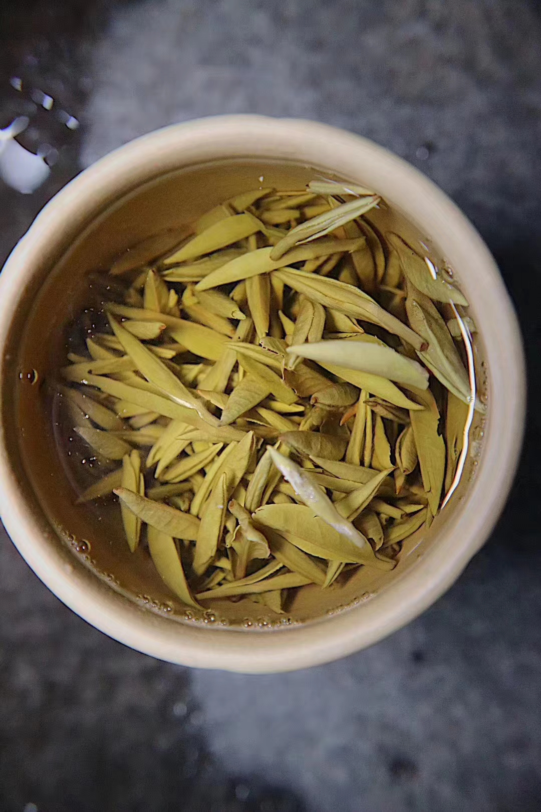 顶级茶叶罐厂商揭秘：如何选择最佳茶叶储存解决方案(图1)