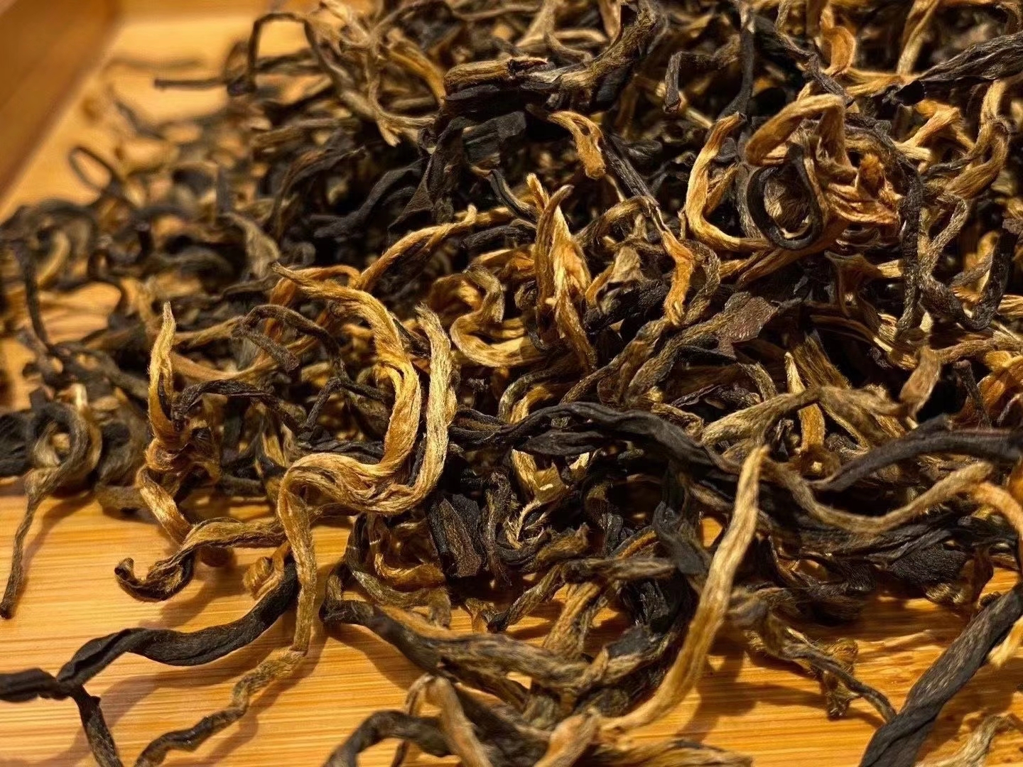 长沙茶叶市场探秘：从传统茶庄到现代茶室，品味湖湘茶文化(图1)