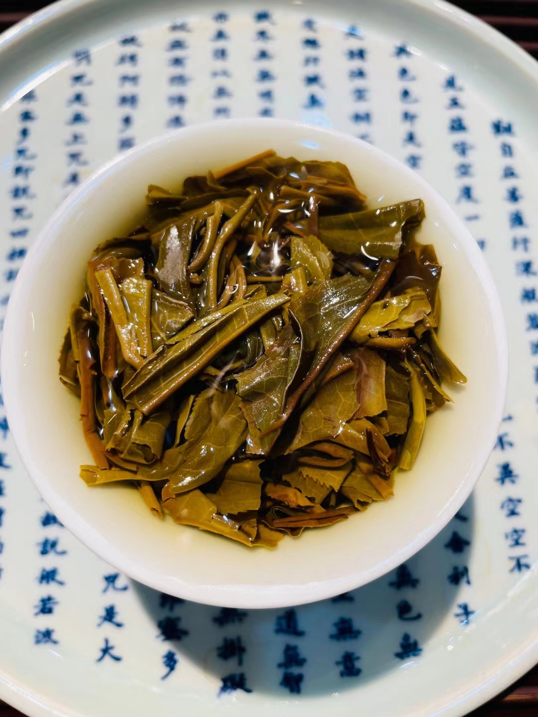 茶叶礼盒陈列艺术：提升视觉吸引力的专业指南(图1)