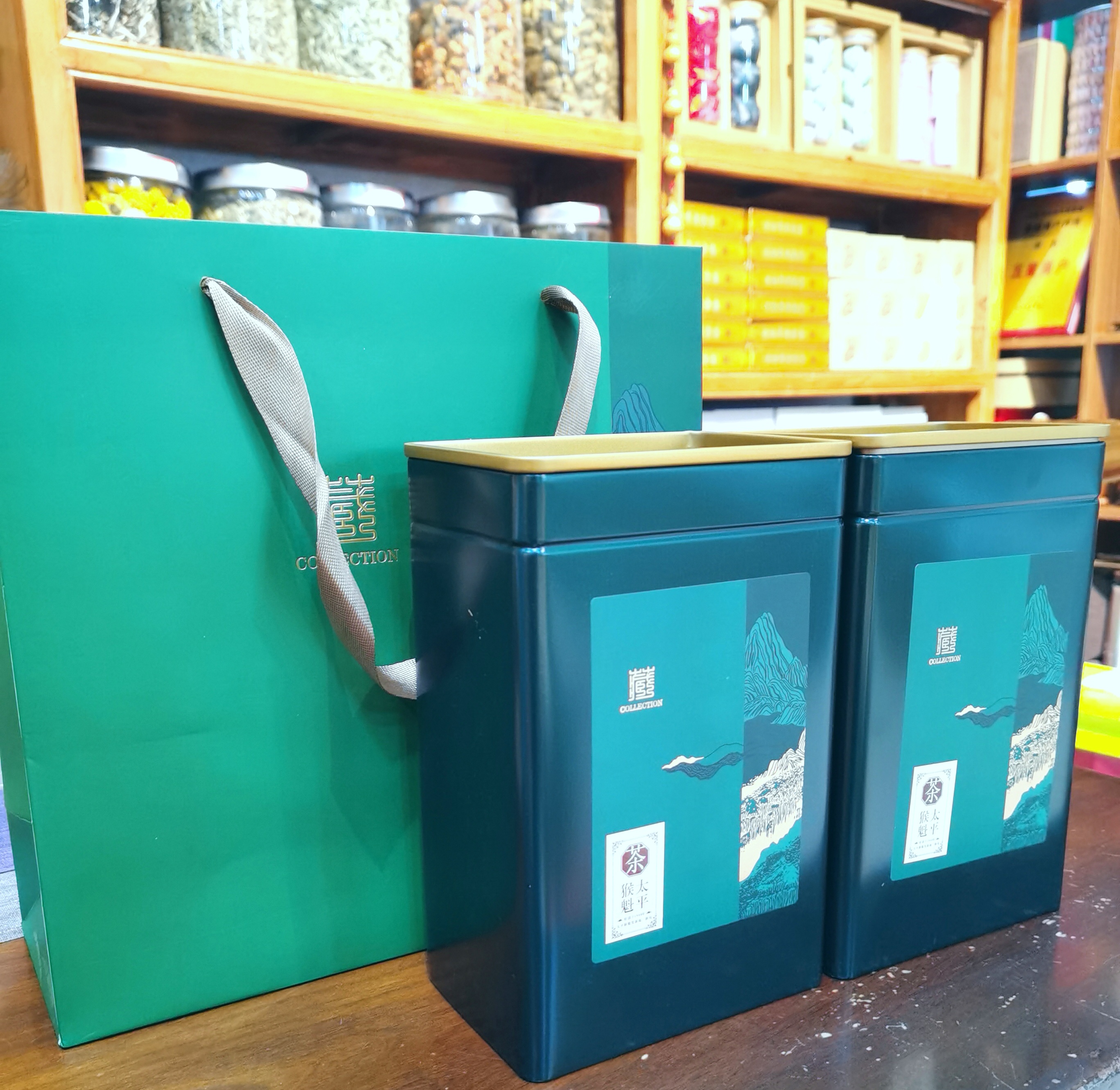 海湾茶叶老同志茶饼：历史、工艺与品鉴全解析(图1)