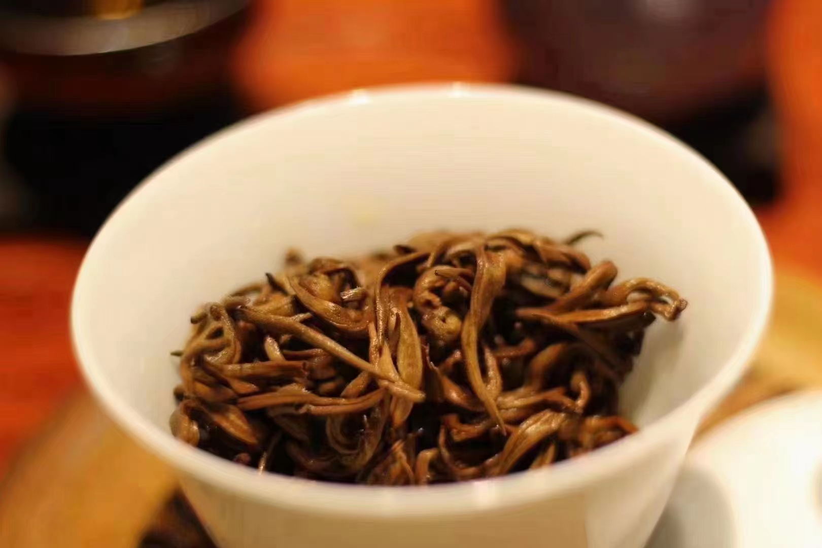 玫瑰花茶的真相：是否含有茶叶成分？一文揭秘！(图1)