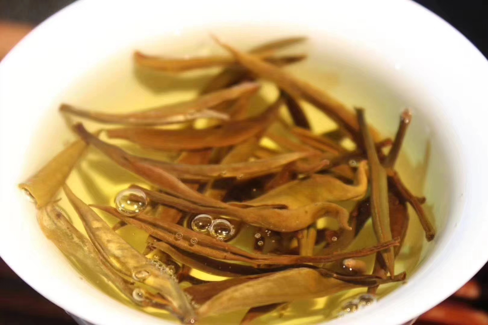 大坑口一号茶叶：揭秘顶级岩茶的独特魅力与品鉴技巧(图1)