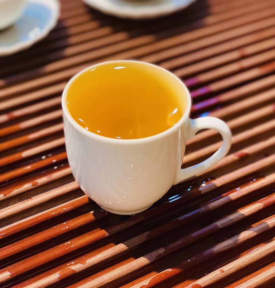 茶叶收购指南：如何识别优质茶叶并实现高效收购(图1)