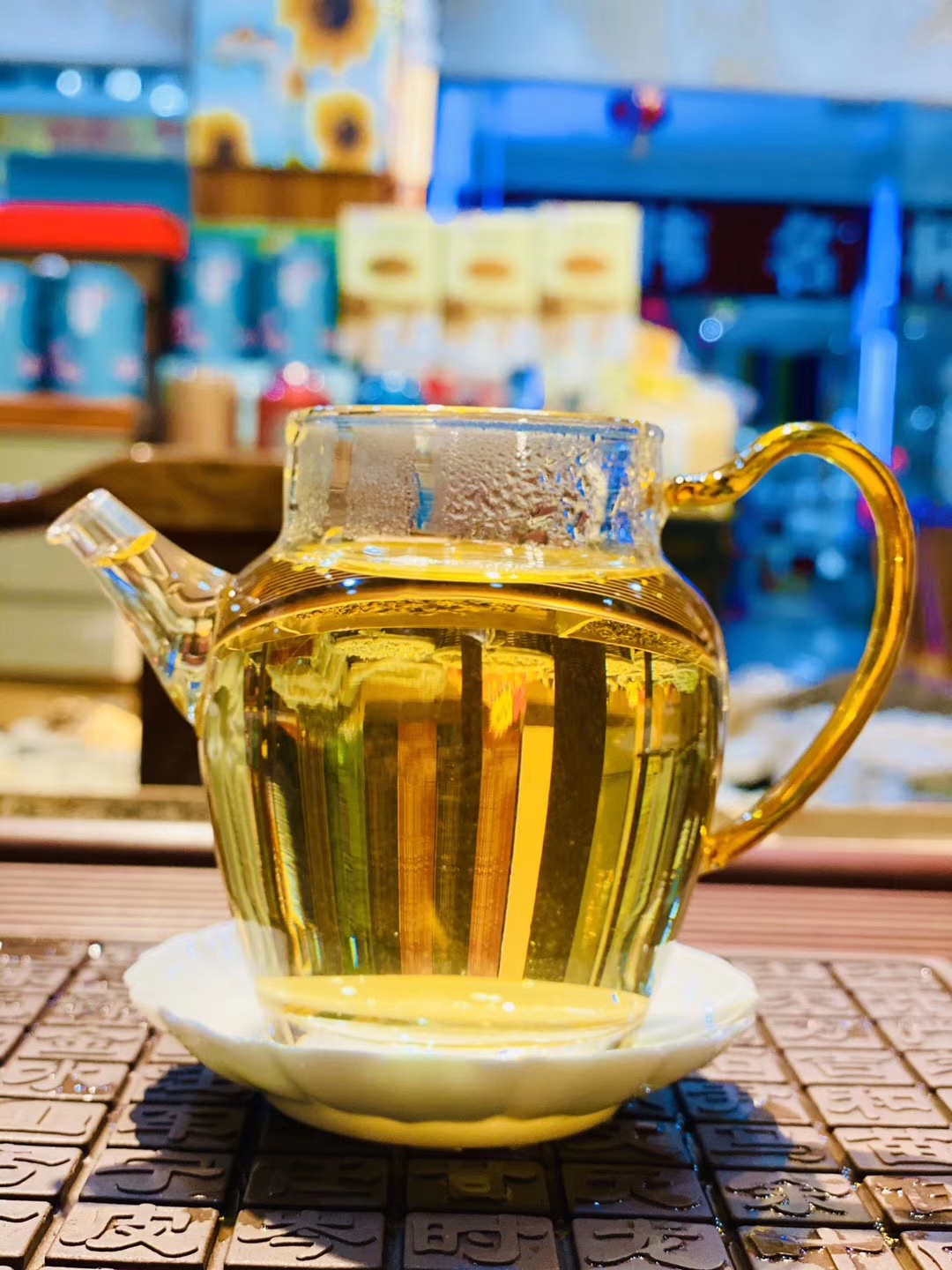 安吉白茶：探秘中国绿茶之乡的独特魅力与制作工艺(图1)