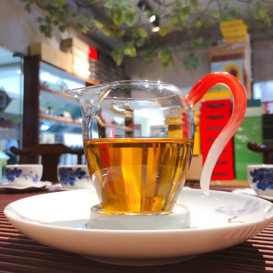 湖南茶叶品牌探秘：从安化黑茶到君山银针，品味湖湘茶韵(图1)