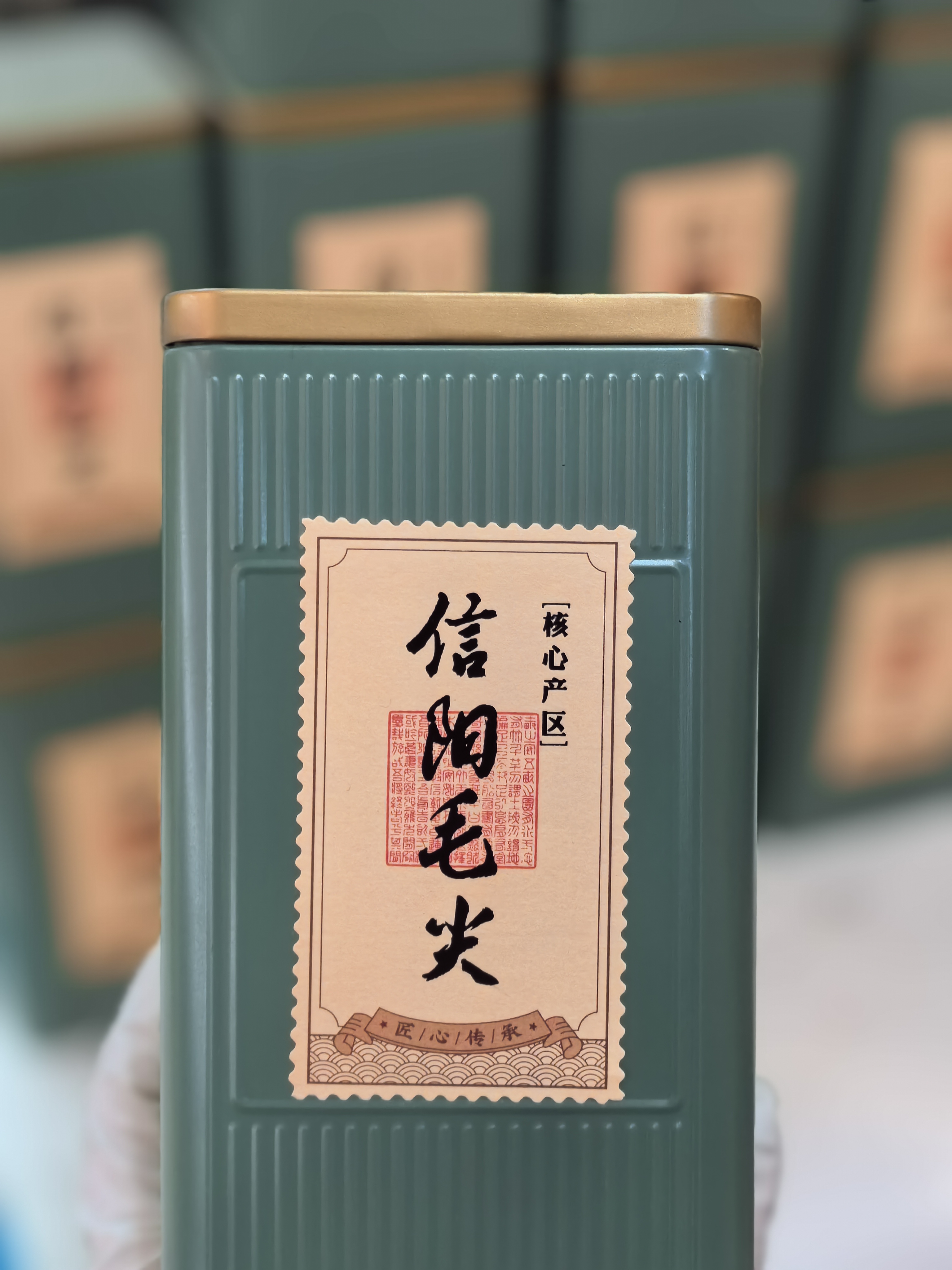 揭秘普洱巨头：探访全球最大茶叶公司的制茶工艺与市场策略(图1)