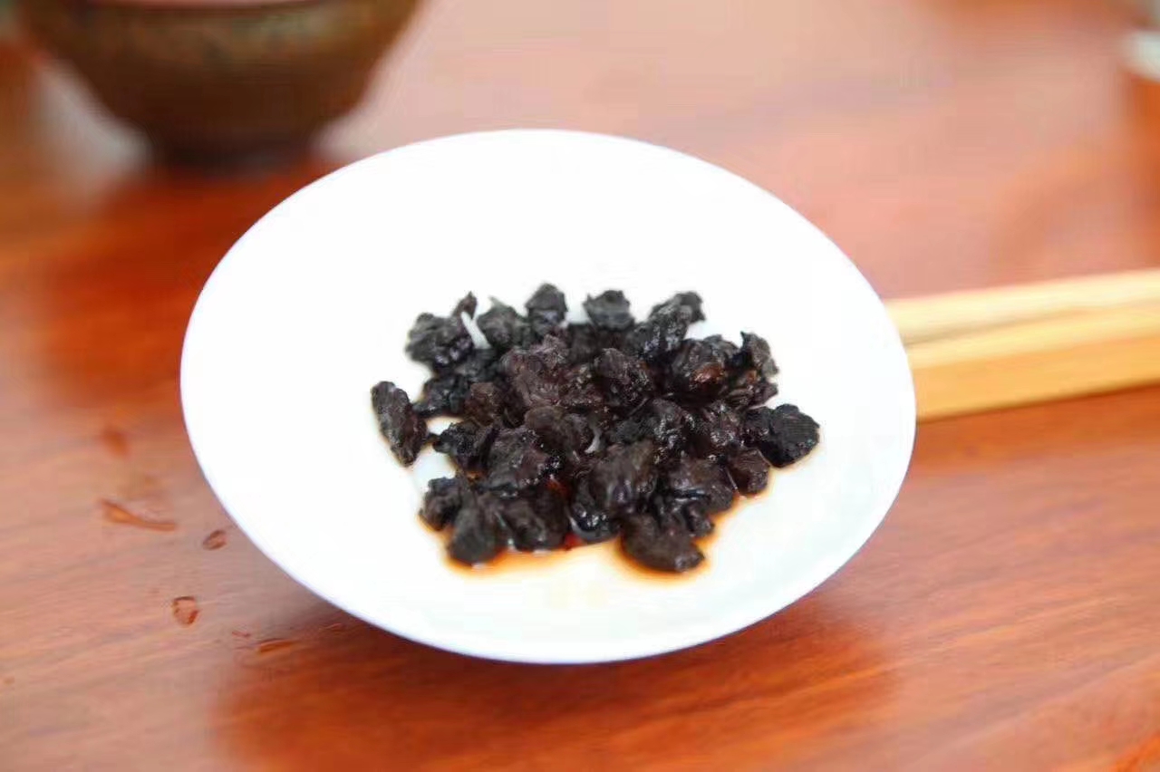 棋丰源茶叶：探秘高山云雾中的茶香传奇(图1)