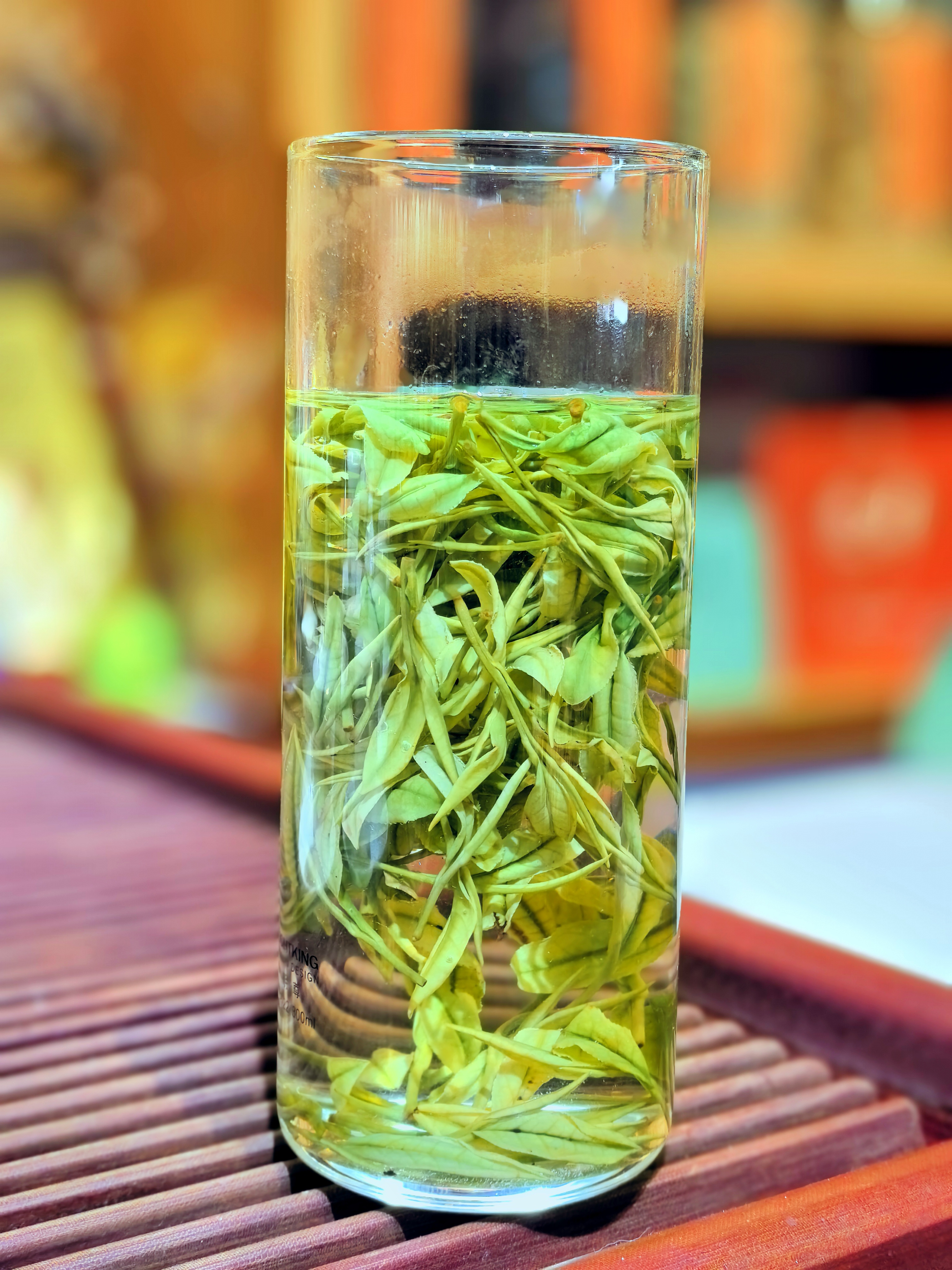 探索红茶的深邃：从茶园到茶杯的完美旅程(图1)